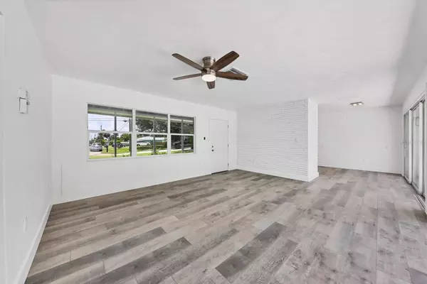 Venice, FL 34293,116 MYAKKA DR