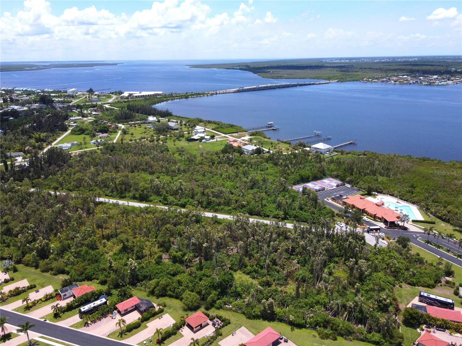 Port Charlotte, FL 33953,14120 MYAKKA AVE