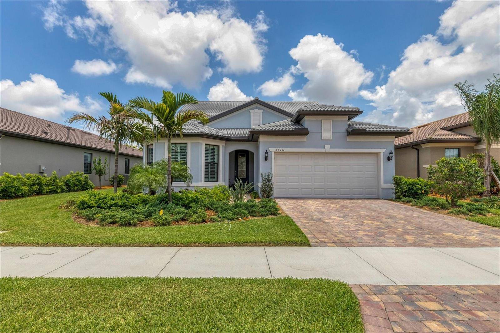 Sarasota, FL 34238,5716 BAY PINE WAY