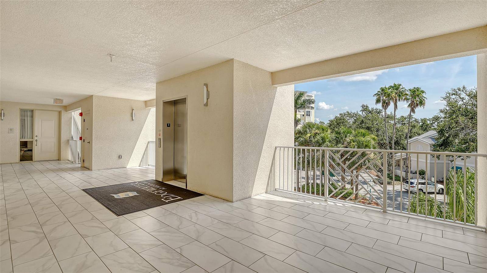 Osprey, FL 34229,250 HIDDEN BAY DR #302