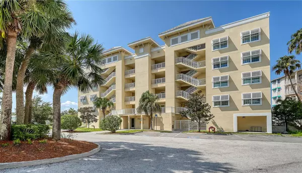 250 HIDDEN BAY DR #302, Osprey, FL 34229