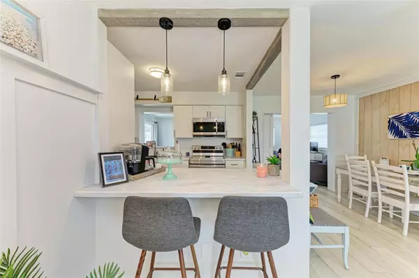 Venice, FL 34293,237 SAXON CIR
