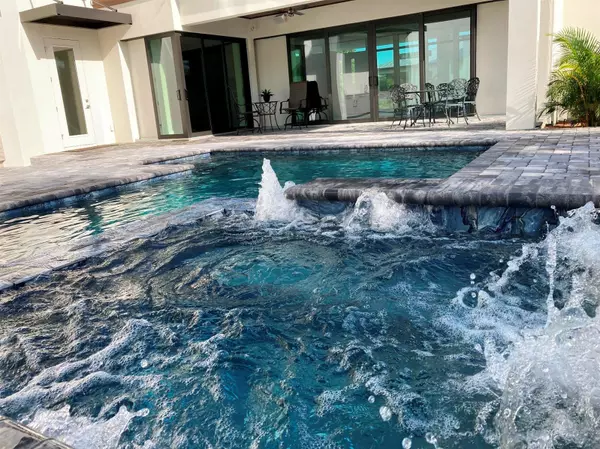 Sarasota, FL 34231,2110 MICHELE DR