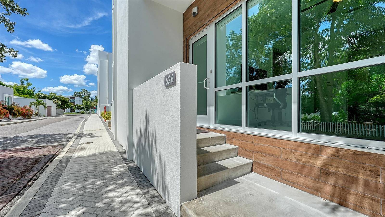 Sarasota, FL 34236,626 RAWLS AVE #626