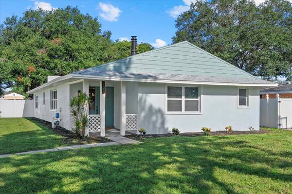 5718 MAGNOLIA ST N, St Petersburg, FL 33703