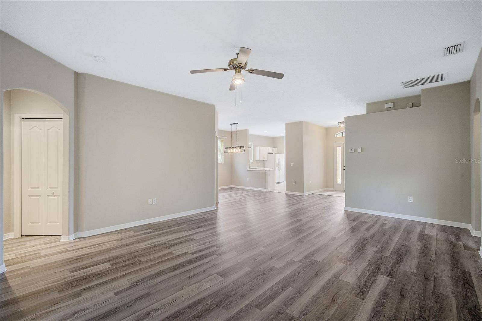 Palmetto, FL 34221,8930 FOUNDERS CIR