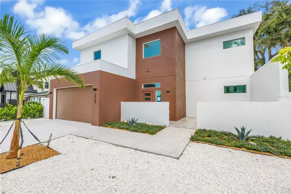 Sarasota, FL 34239,2065 GOLDENROD ST