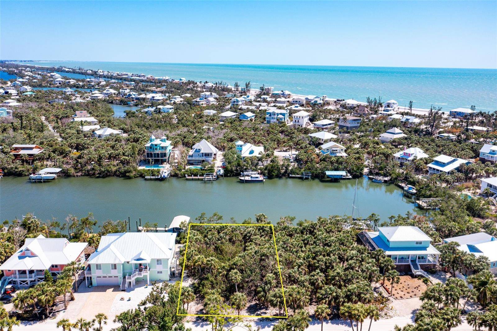 Placida, FL 33946,72 PALM DR