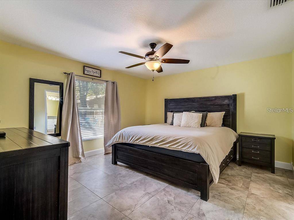 Sarasota, FL 34232,4644 BREEZY PINES BLVD