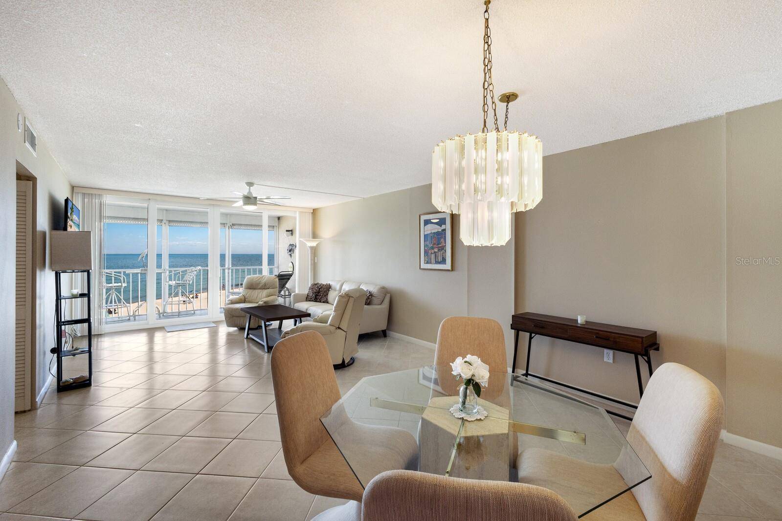 Holmes Beach, FL 34217,5200 GULF DR #302