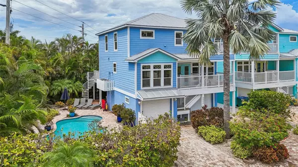 Holmes Beach, FL 34217,202 75TH ST