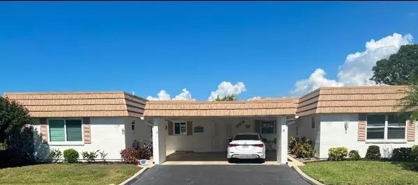 2311 WATERBLUFF #V307, Sarasota, FL 34231