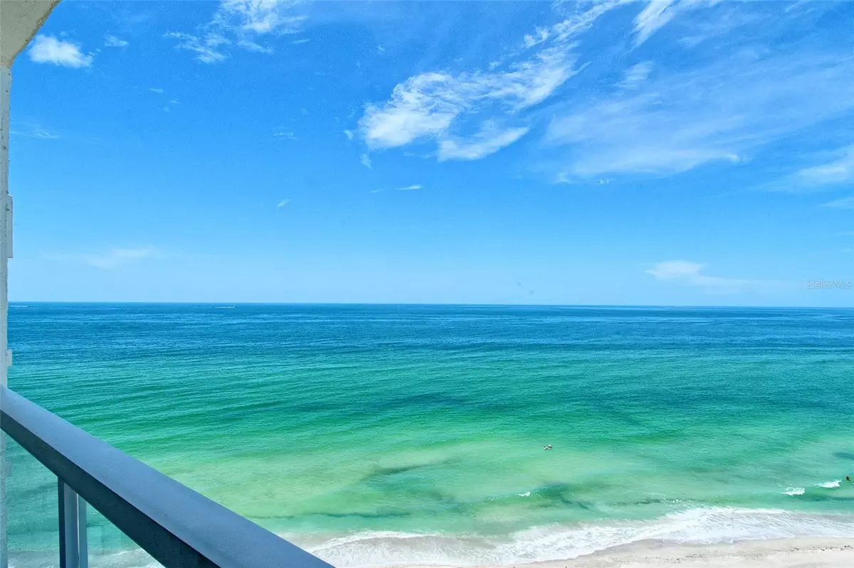 Longboat Key, FL 34228,1000 LONGBOAT CLUB ROAD #1105