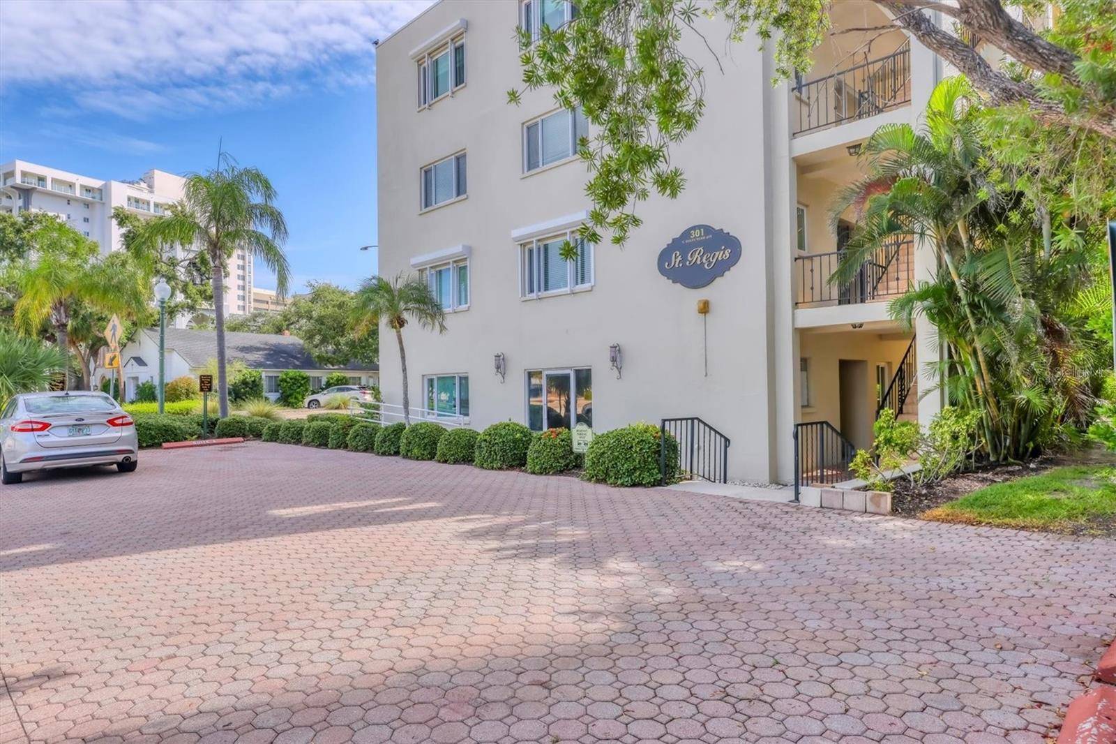 301 S GULFSTREAM AVE #103, Sarasota, FL 34236