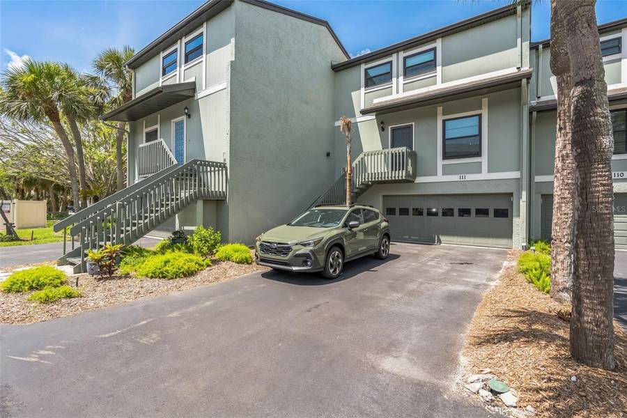 4255 GULF DR #111, Holmes Beach, FL 34217