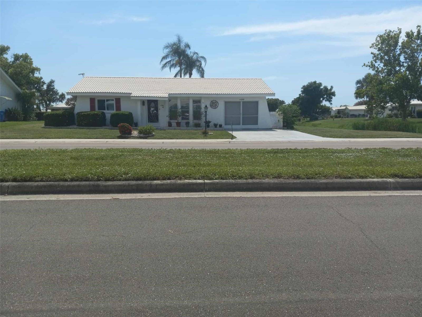 1002 OAKLEAF BLVD, Bradenton, FL 34208