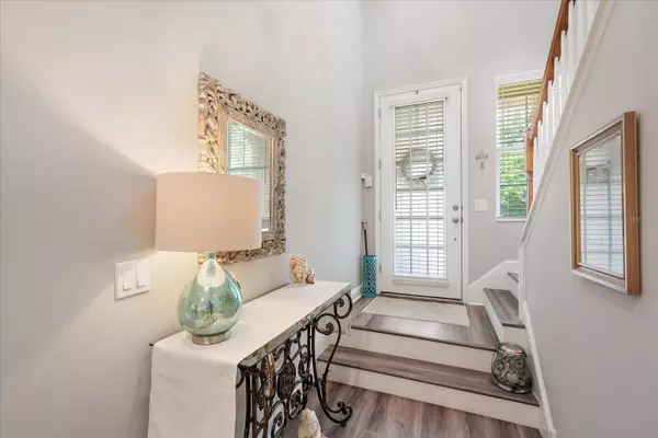 Sarasota, FL 34243,5427 NAPA DR