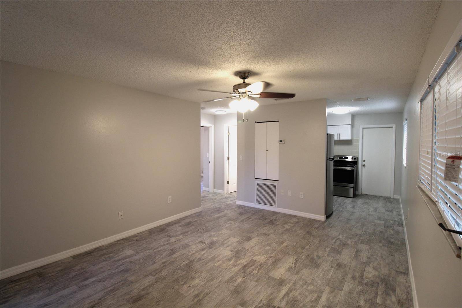Sarasota, FL 34231,6339 GATEWAY AVE