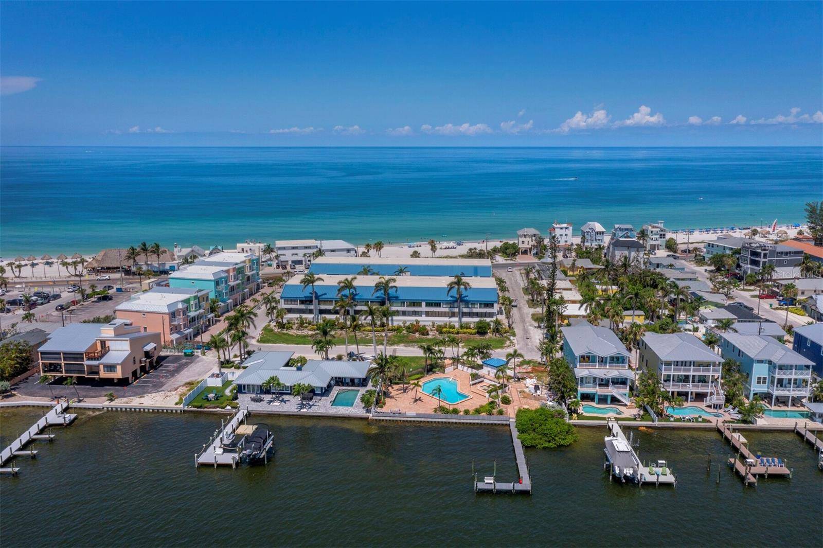 Bradenton Beach, FL 34217,1007 GULF DR N #203