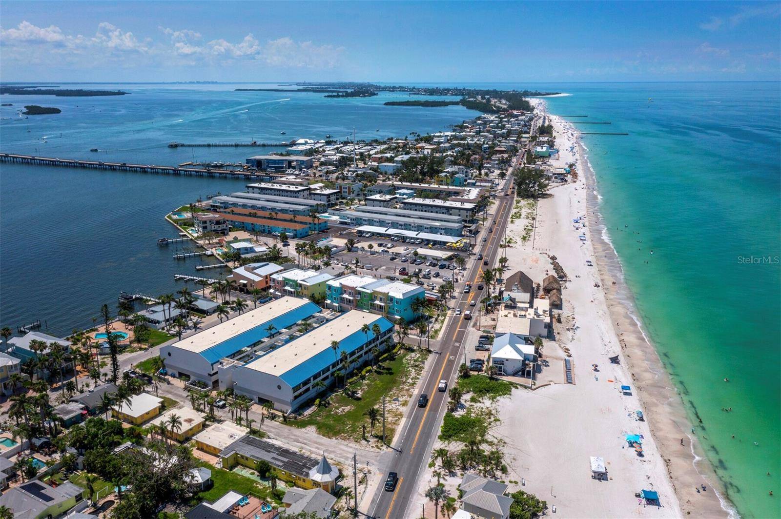 Bradenton Beach, FL 34217,1007 GULF DR N #203