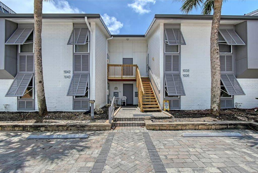 1036 W PEPPERTREE LN #113B, Sarasota, FL 34242