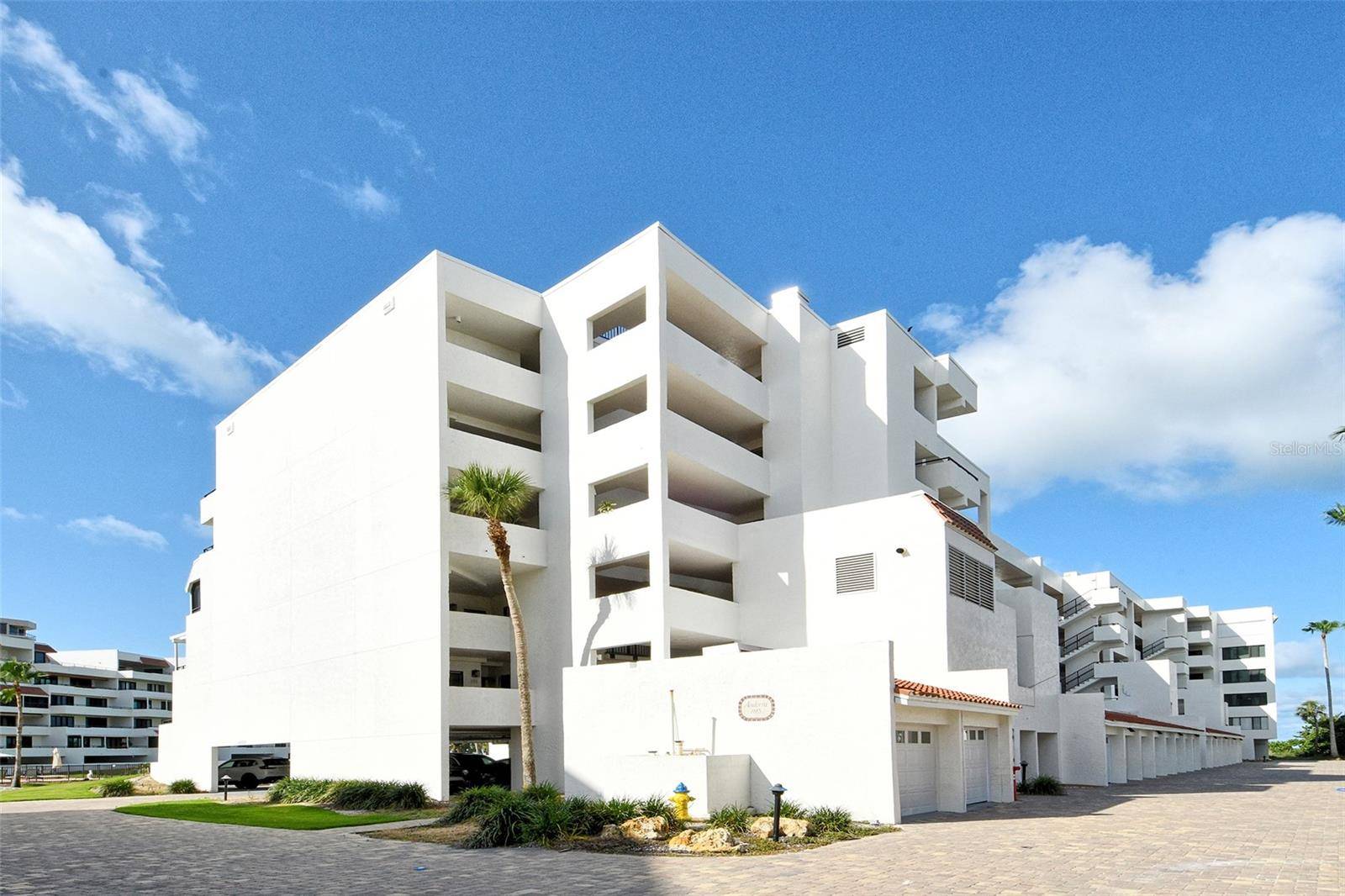 Longboat Key, FL 34228,1485 GULF OF MEXICO DR #101