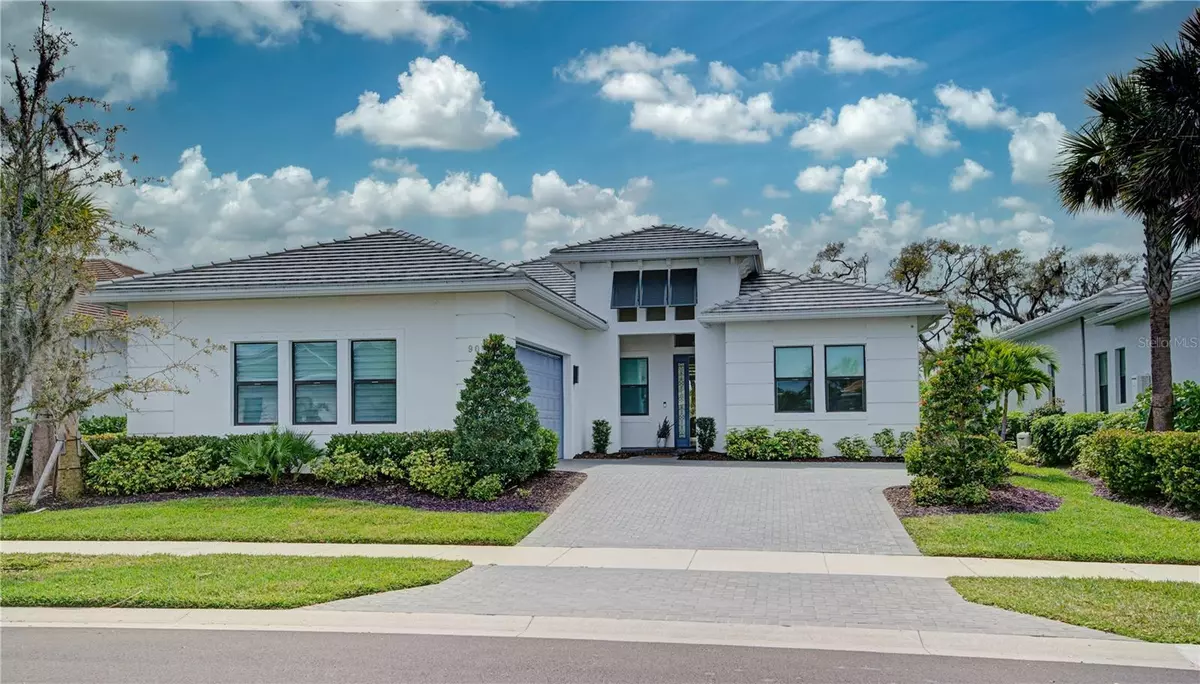 Sarasota, FL 34240,9045 BERNINI PL