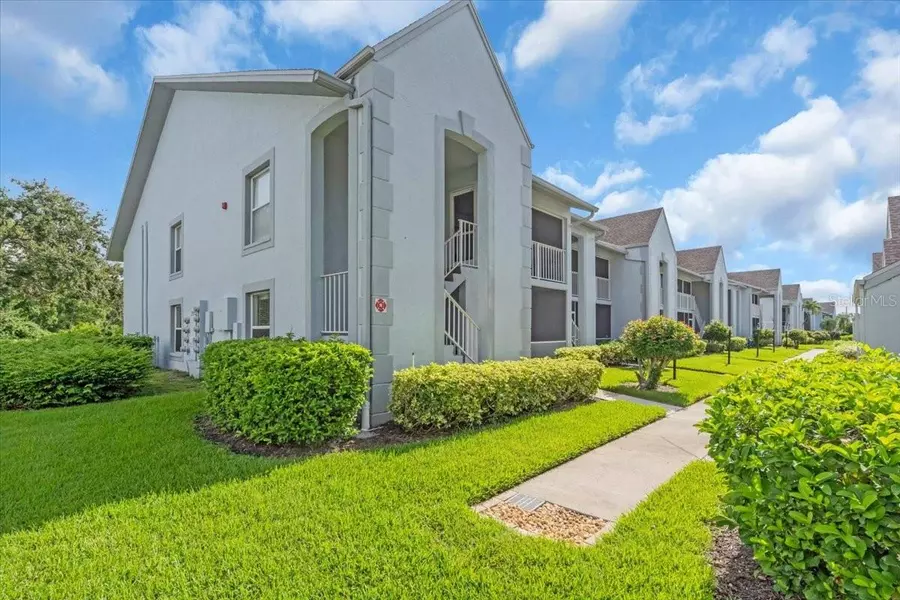 6713 STONE RIVER RD #101, Bradenton, FL 34203