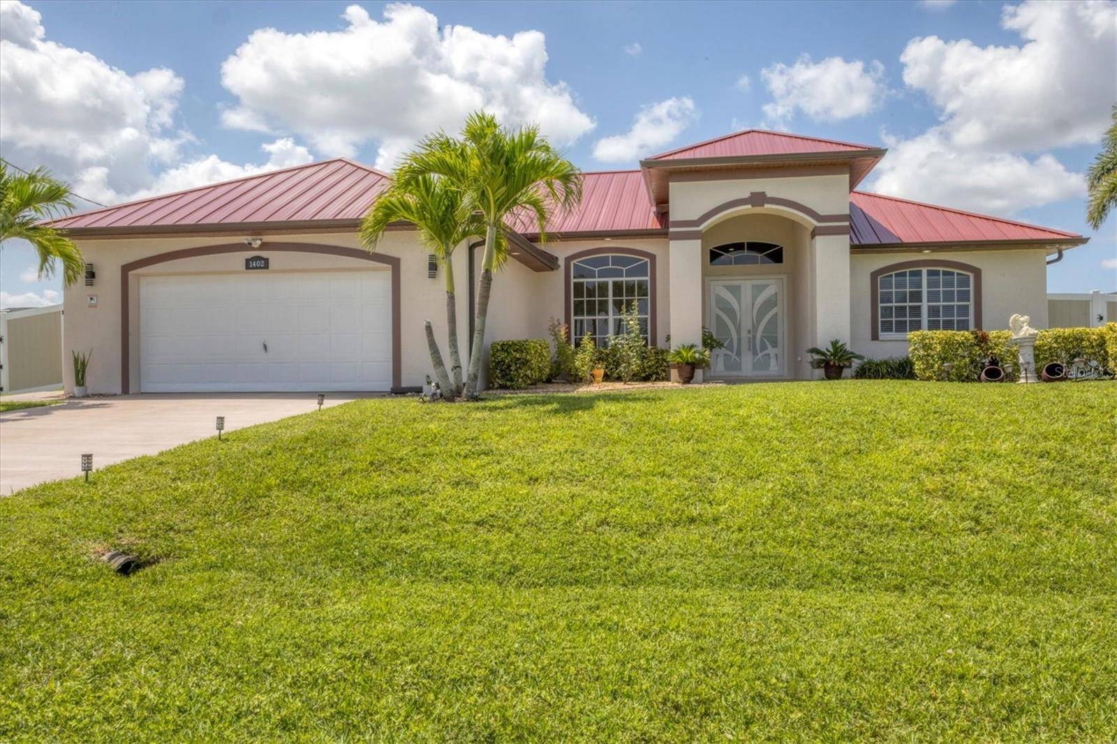 Cape Coral, FL 33991,1402 SW 4TH LN