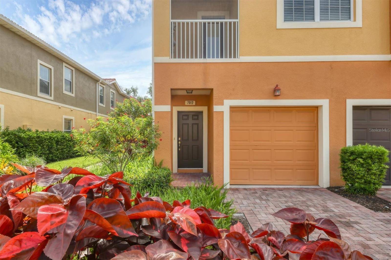 Sarasota, FL 34233,7912 LIMESTONE LN #19-202