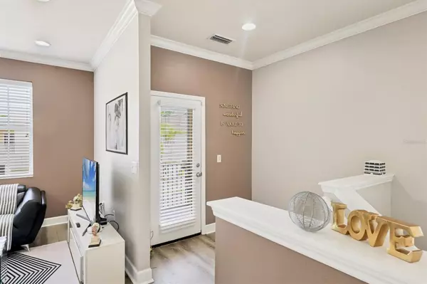 Sarasota, FL 34233,7912 LIMESTONE LN #19-202