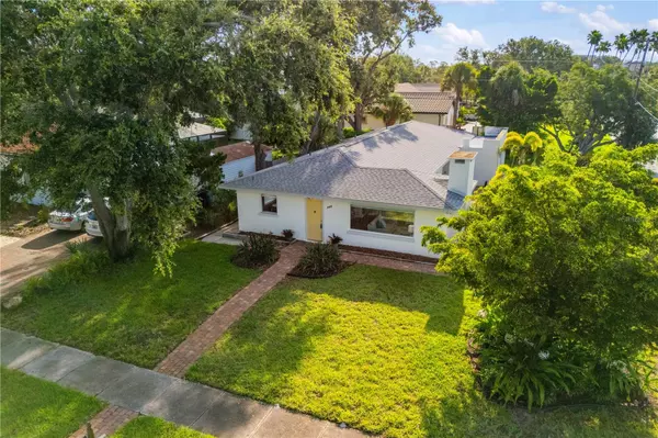 317 HARBOR DR S, Venice, FL 34285