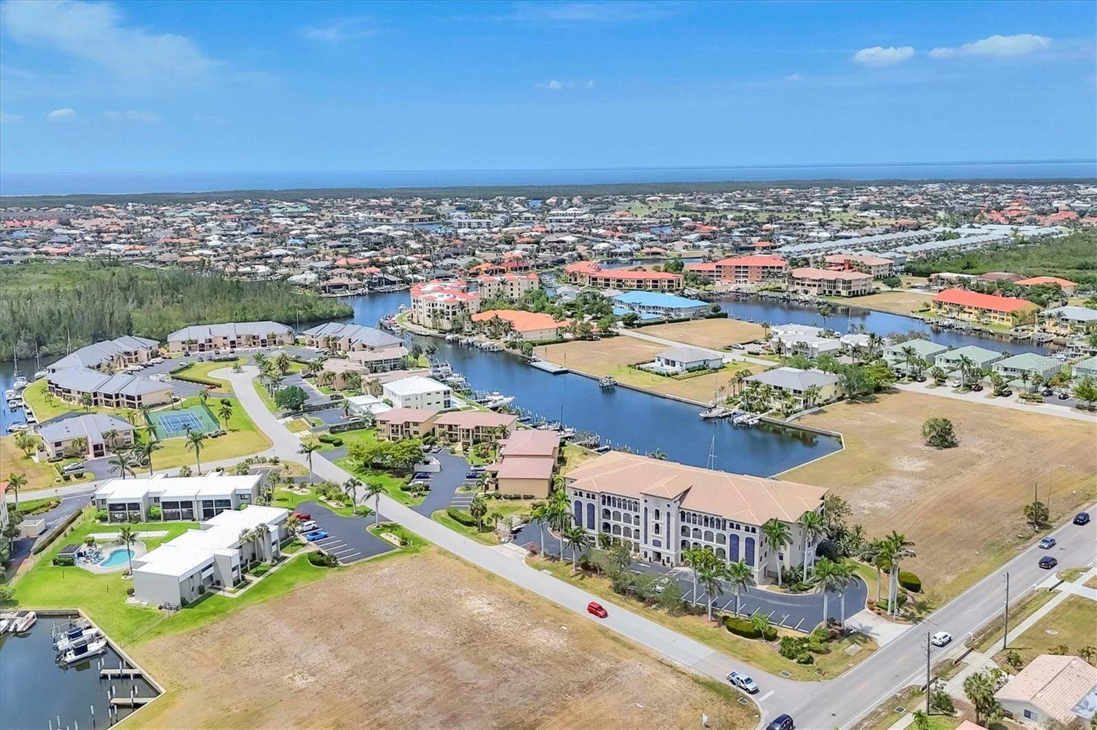 Punta Gorda, FL 33950,1349 AQUI ESTA DR #143