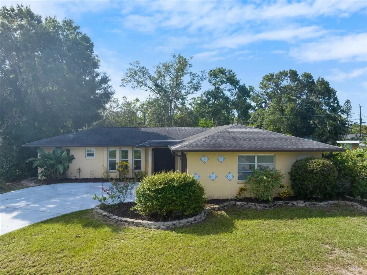 Sarasota, FL 34232,2517 AMANDA DR