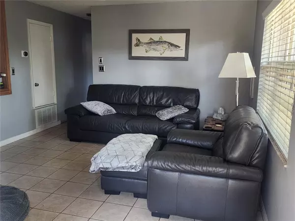 Sarasota, FL 34237,3050 8TH ST