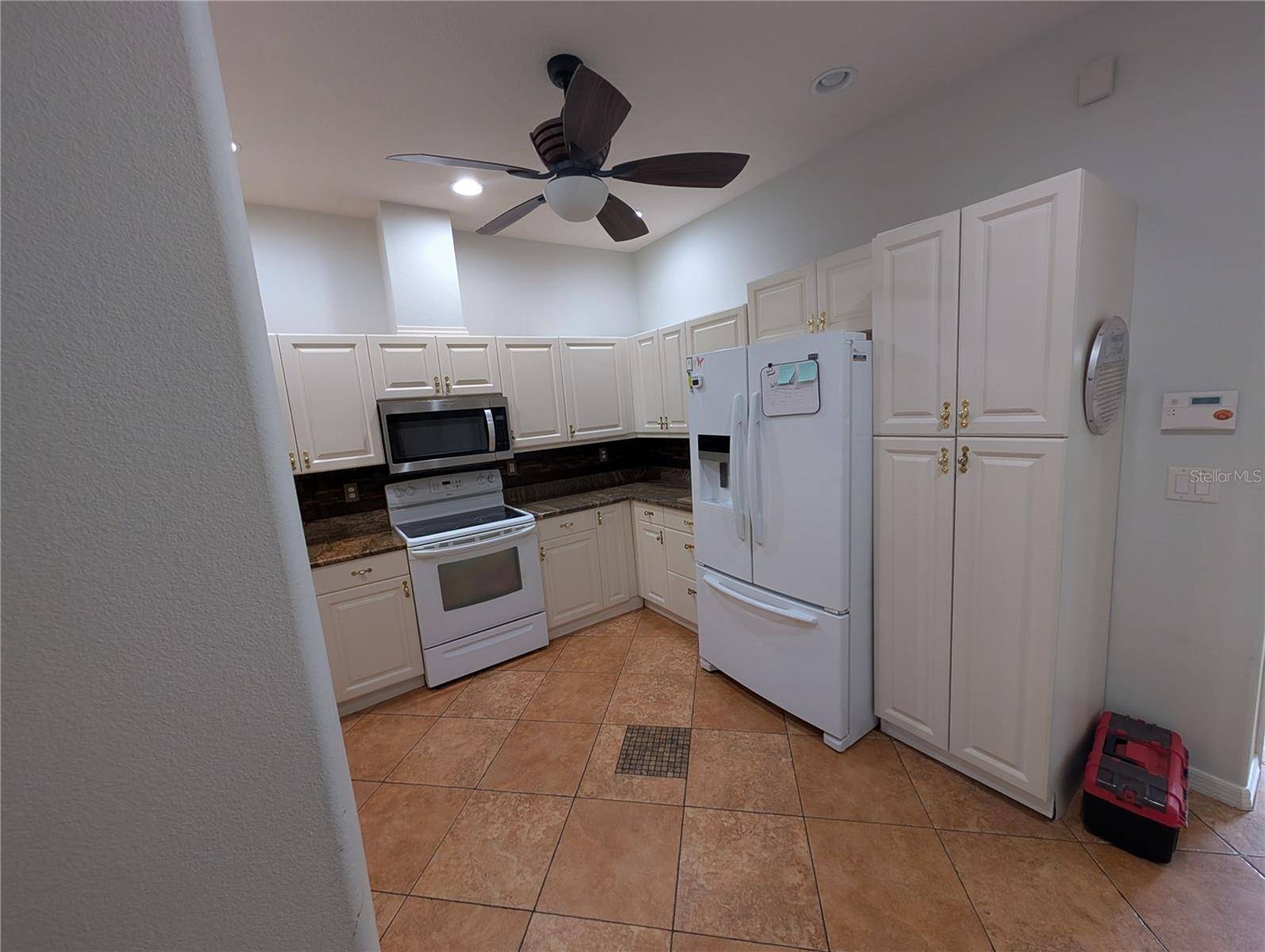 Bradenton, FL 34209,2641 73RD CT W #124