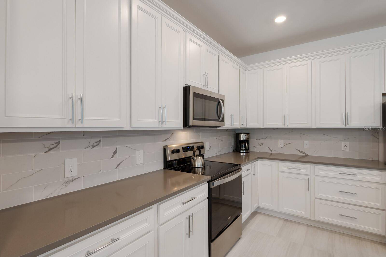 Bradenton, FL 34212,706 GADWALL CT
