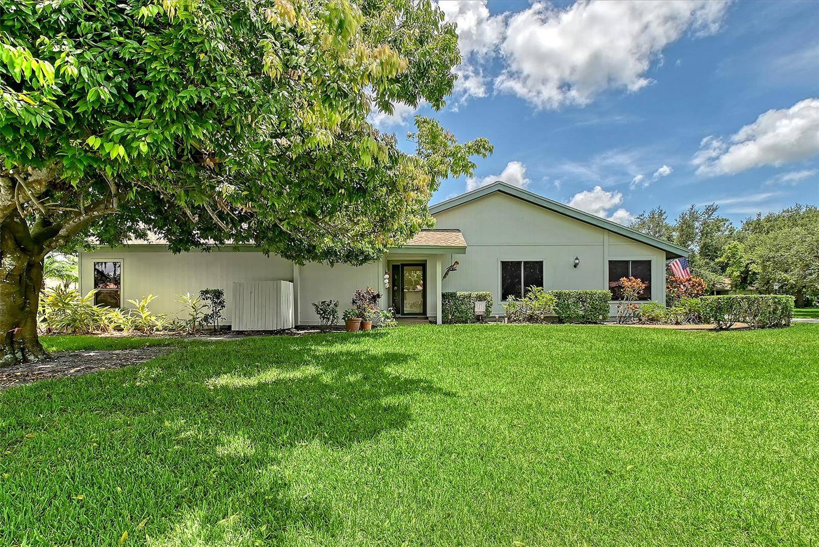 Sarasota, FL 34241,4609 PINE GREEN TRL #4609