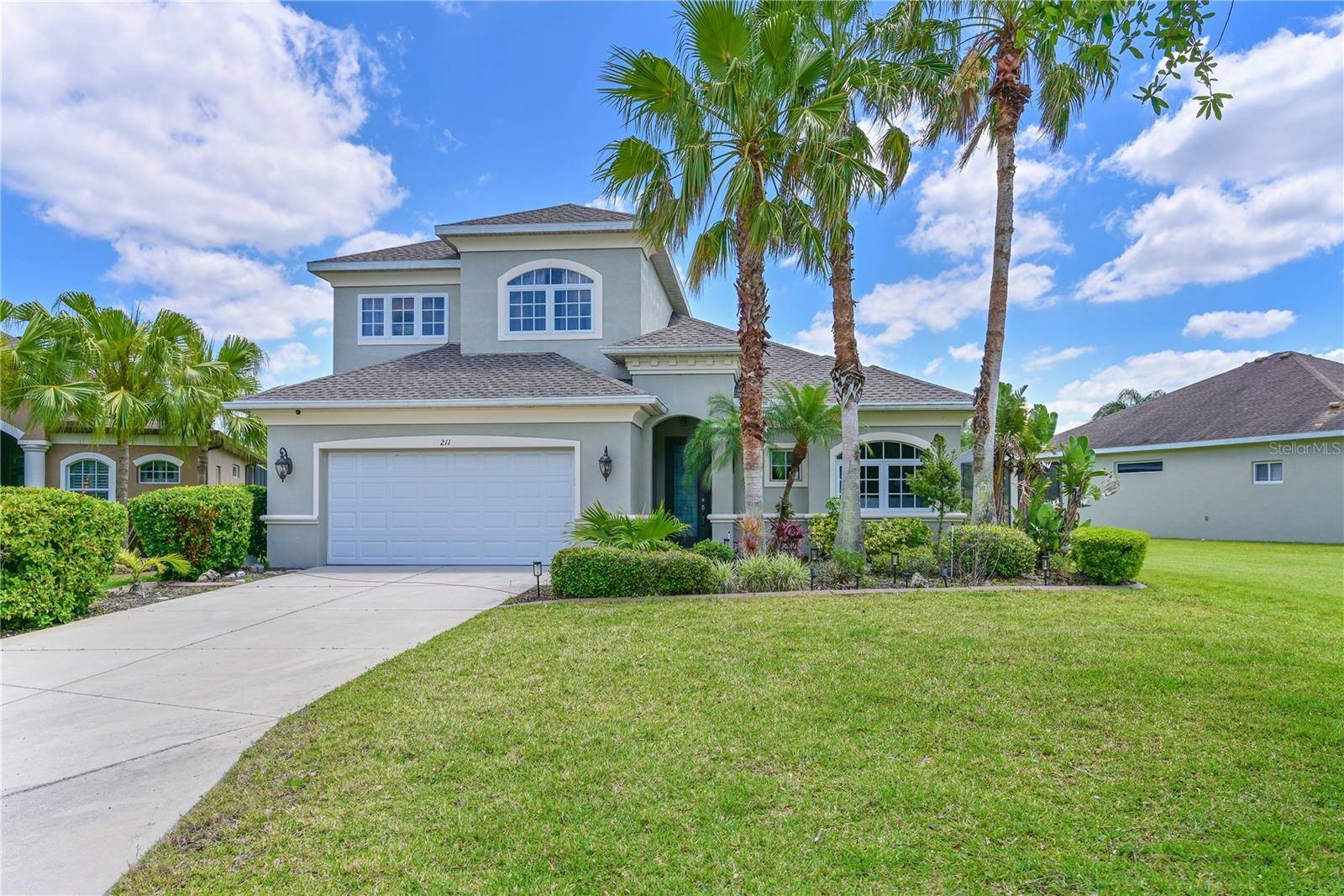 211 DAHLIA CT, Bradenton, FL 34212