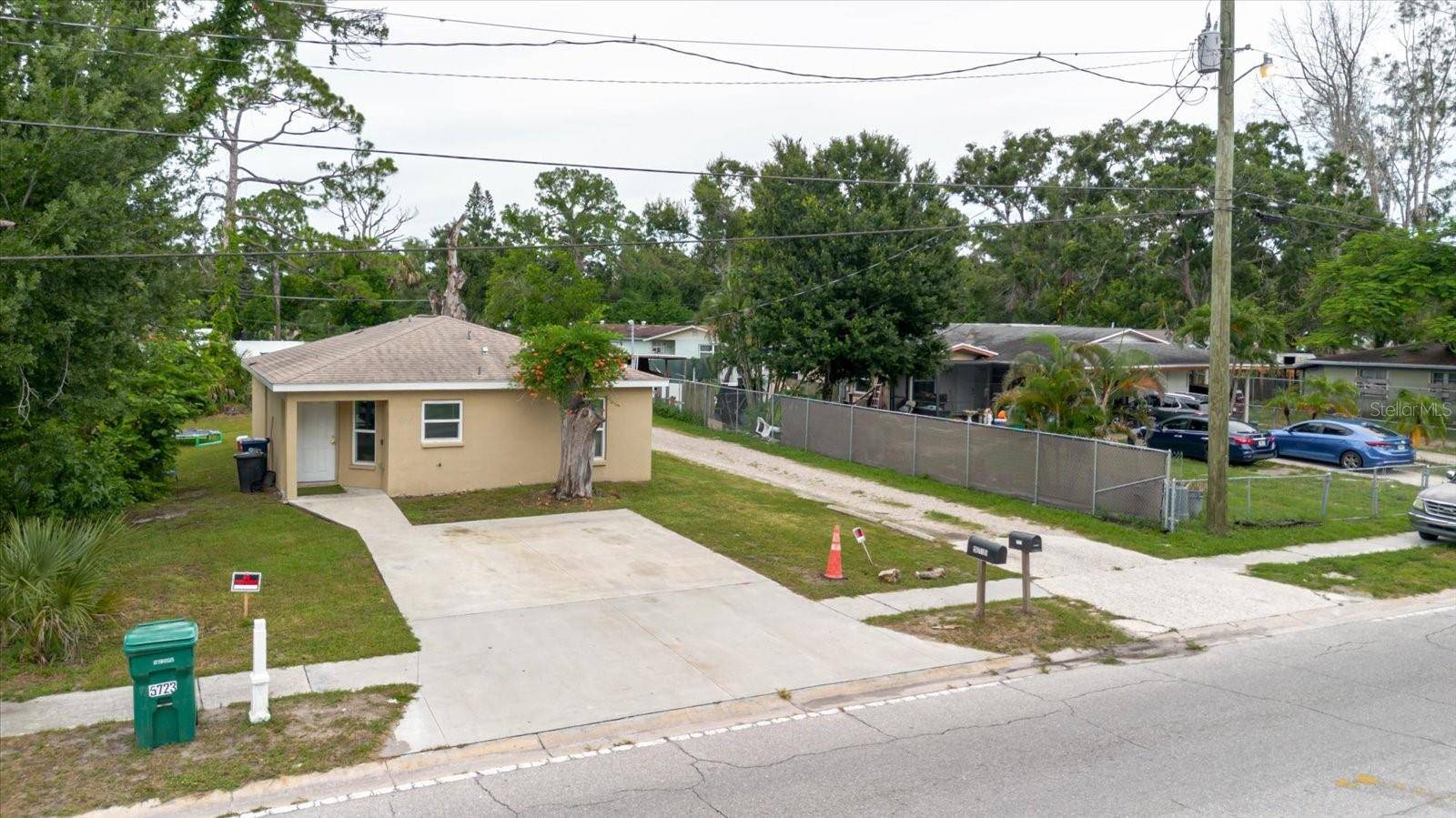 Bradenton, FL 34203,5723 5TH ST E