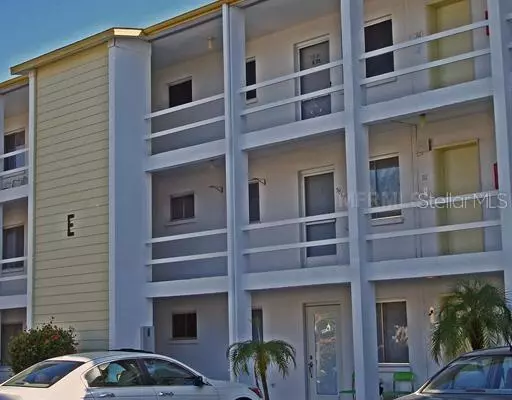 Bradenton, FL 34207,5903 TODD ST #E-34
