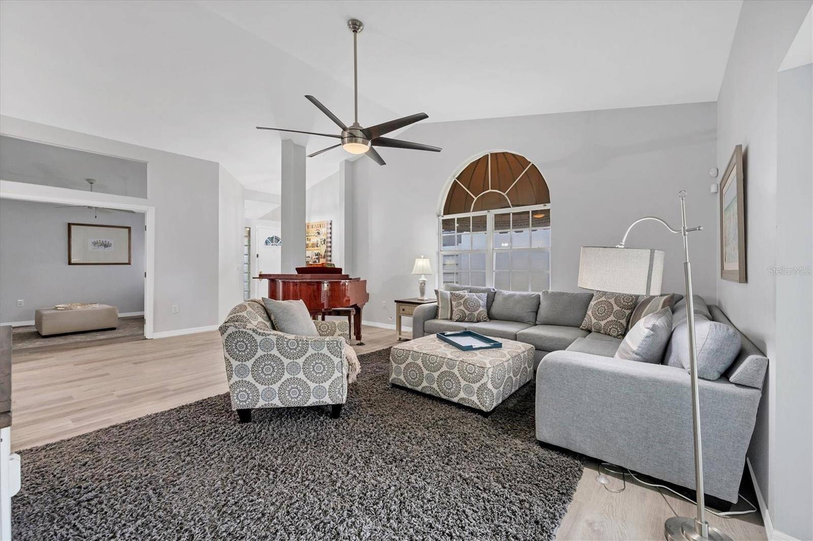 Bradenton, FL 34203,4738 RAINTREE STREET CIR E