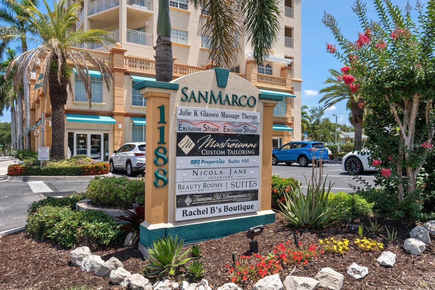 Sarasota, FL 34236,1188 N TAMIAMI TRL #401