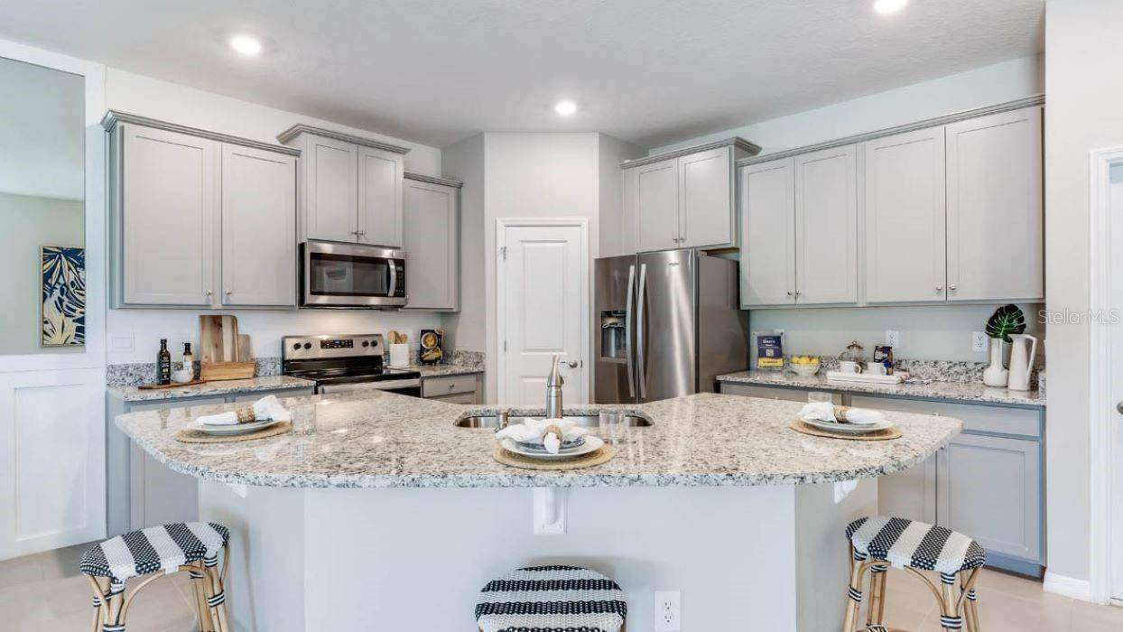 Bradenton, FL 34212,845 157TH CT E