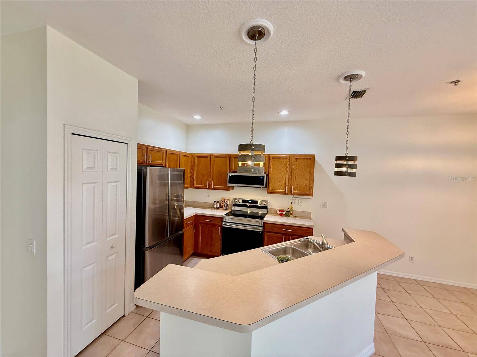 Sarasota, FL 34233,4106 CRABTREE AVE