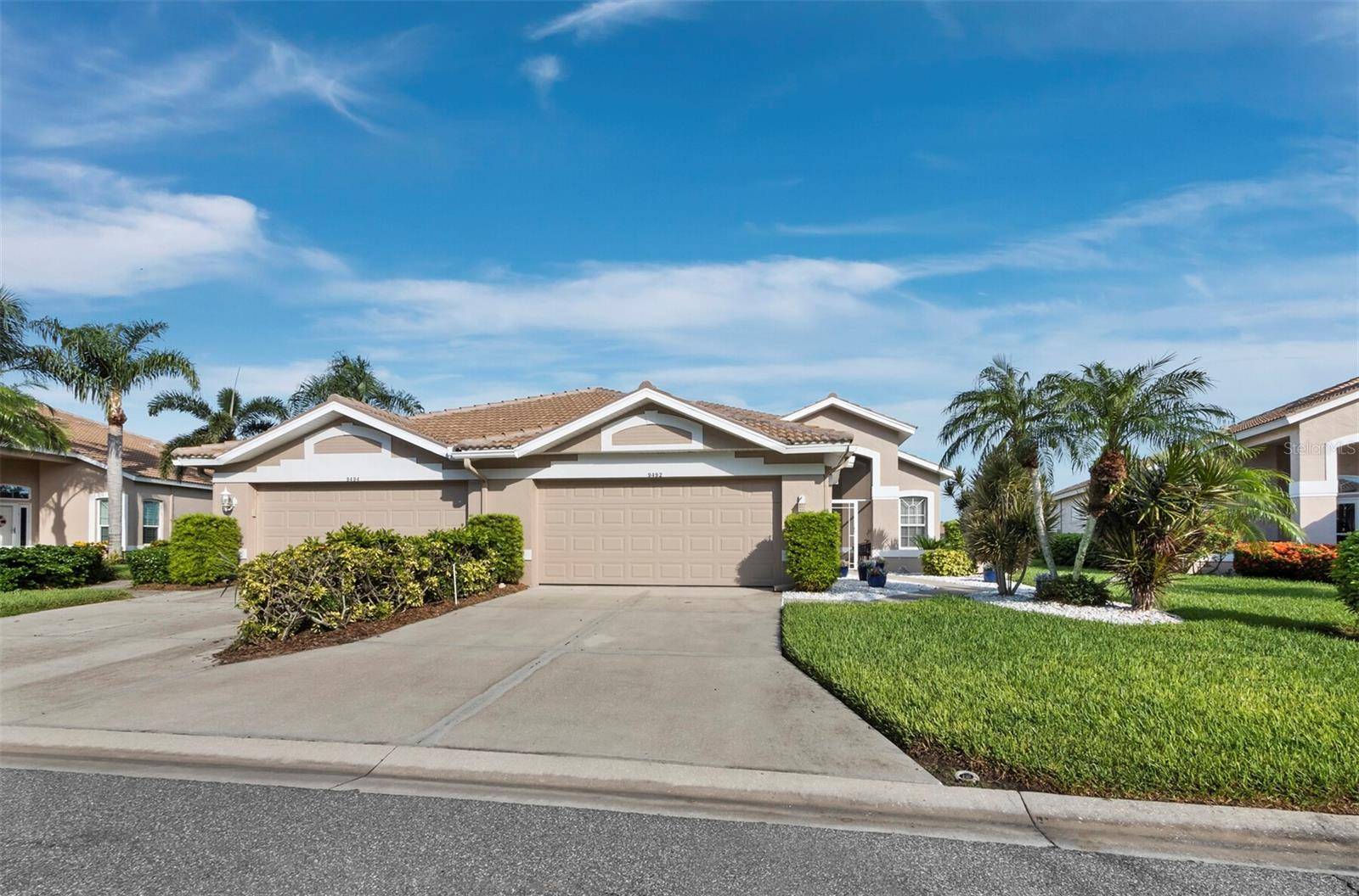 Sarasota, FL 34238,9492 FOREST HILLS CIR