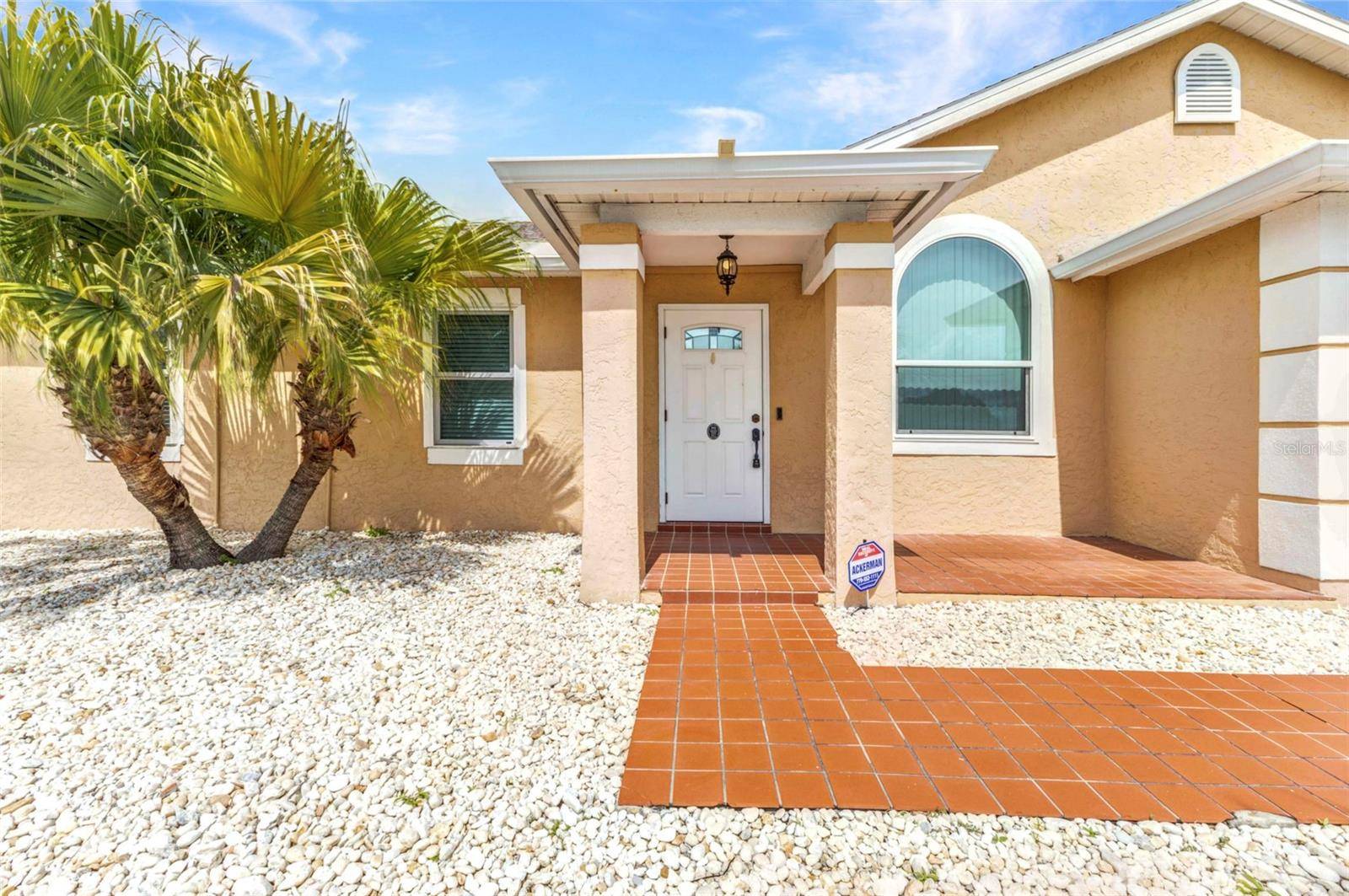 Port Charlotte, FL 33981,6596 THORMAN RD