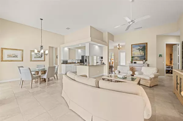 Sarasota, FL 34238,5804 VALENTE PL