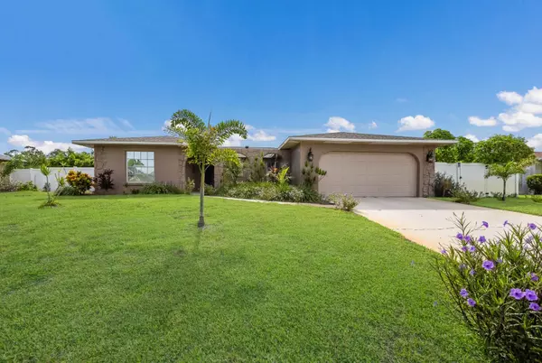 Bradenton, FL 34205,2211 42ND ST W