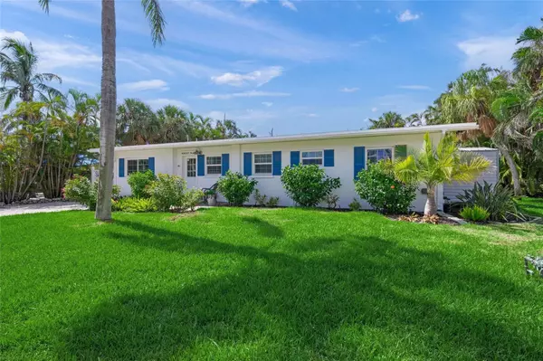 307 57TH ST, Holmes Beach, FL 34217